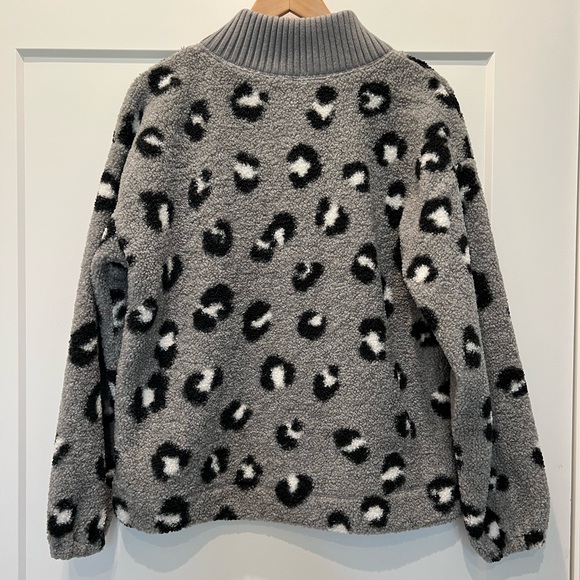 Loft Spotted Rib Trim Sherpa Top - Picture 3 of 6